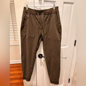 LULULEMON jogger